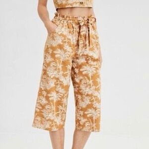 American Eagle Outfitters Mustard Yellow Palm Tree Wide Leg Capris